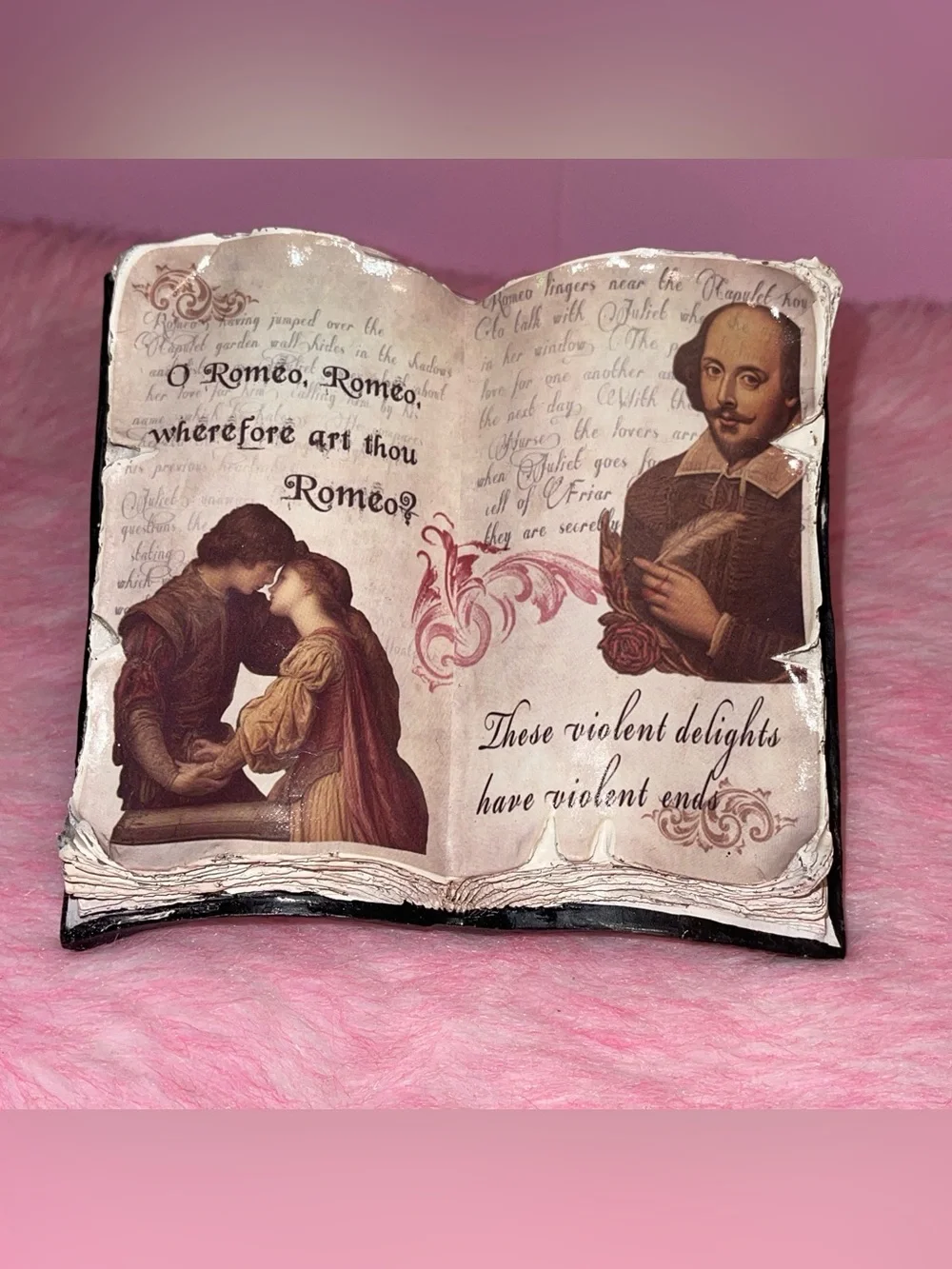 Rare 2 Ashland Shakespeare Romeo and Juliet book decor display figure statue